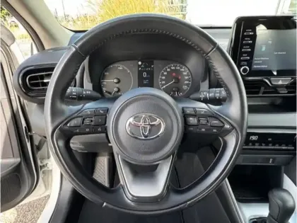 Photo 12 Toyota Yaris Hybride 1.5 116H Dynamic MY22