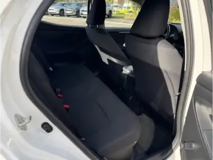 Photo 10 Toyota Yaris Hybride 1.5 116H Dynamic MY22