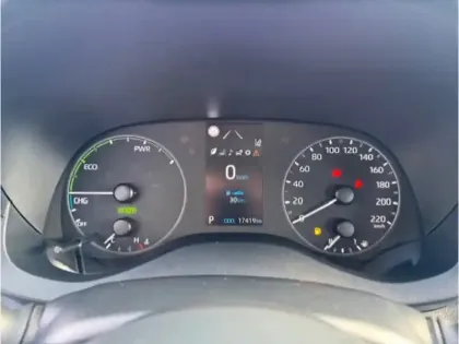 Photo 13 Toyota Yaris Hybride 1.5 116H Dynamic MY22