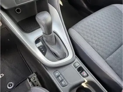 Photo 18 Toyota Yaris Hybride 1.5 116H Dynamic MY22