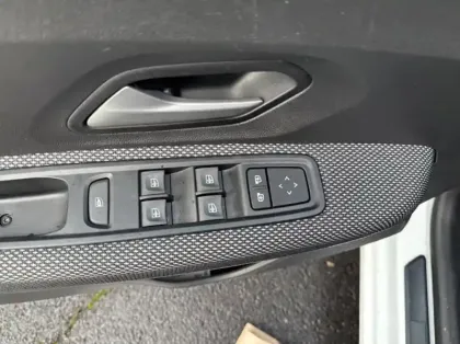 Photo 5 Dacia Sandero 1.0 TCe 90ch Journey