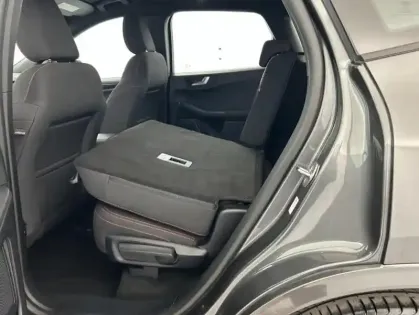 Photo 36 Ford Kuga 2.5 Duratec 225ch PowerSplit PHEV ST-Line eCVT + Attelage