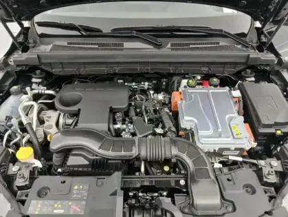 Photo 18 Renault Arkana E-Tech full hybrid 145 GSR2 Techno