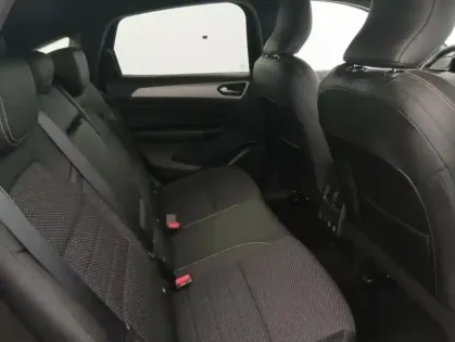 Photo 14 Renault Arkana E-Tech full hybrid 145 GSR2 Techno