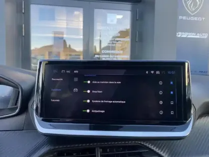 Photo 14 Peugeot 2008 II PureTech 130 S&amp;S EAT8 ALLURE