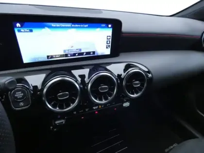 Photo 16 Mercedes Classe A 180 AMG Line