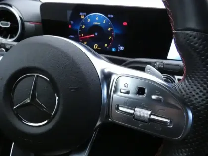 Photo 13 Mercedes Classe A 180 AMG Line