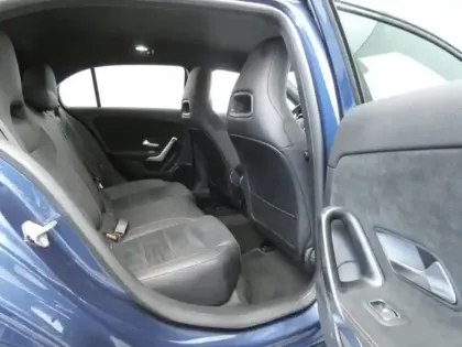 Photo 10 Mercedes Classe A 180 AMG Line