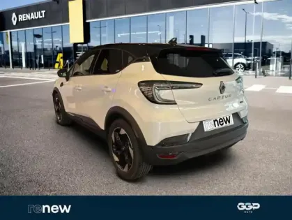 Photo 2 Renault Captur E-Tech full hybrid 145 ch Techno