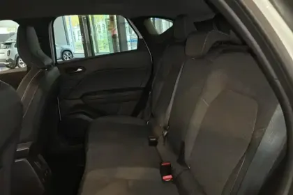 Photo 7 Renault Captur E-Tech full hybrid 145 ch Techno