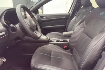 Photo 25 Renault Arkana E-Tech full hybrid 145 GSR2 esprit Alpine