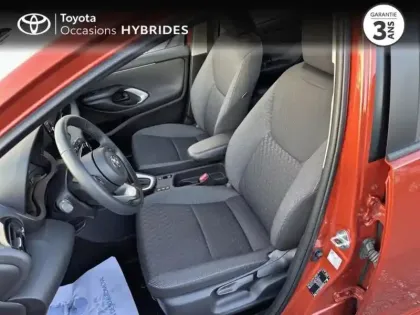 Photo 10 Toyota Yaris  116h Dynamic 5p MY22
