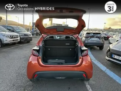 Photo 9 Toyota Yaris  116h Dynamic 5p MY22