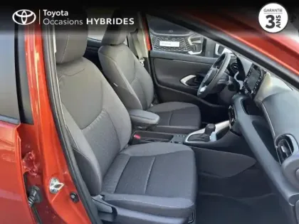 Photo 5 Toyota Yaris  116h Dynamic 5p MY22