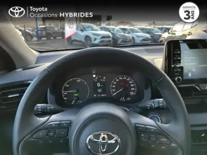 Photo 12 Toyota Yaris  116h Dynamic 5p MY22