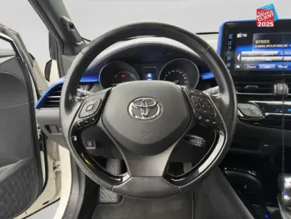 Photo 11 Toyota C-HR  122H JBL EDITION 2WD E-CVT RC18