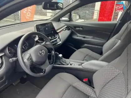 Photo 14 Toyota C-HR  2.0 Hybride 184ch Dynamic Ultimate E-CVT