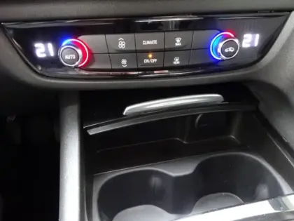 Photo 27 Opel Insignia  Grand Sport 1.5 D 122ch Elegance Business BVA8