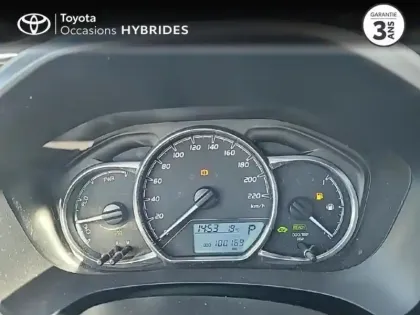 Photo 13 Toyota Yaris  100h France 5p