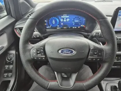 Photo 18 Ford Puma  1.0 EcoBoost 125ch S&S mHEV ST-Line X Powershift