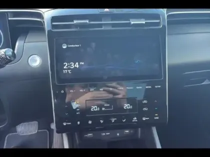 Photo 9 Hyundai Tucson  1.6 T-GDi 150ch Hybrid 48V Creative DCT7