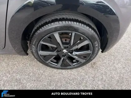 Photo 12 Peugeot 208 Gén. II Ph1 NG GT 5