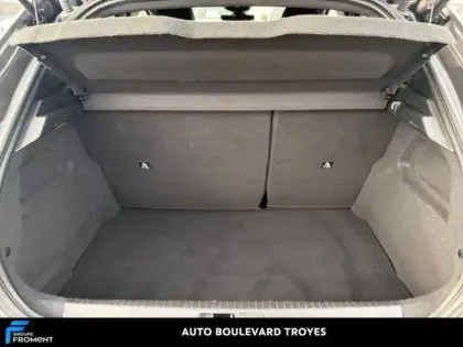 Photo 5 Peugeot 208 Gén. II Ph1 NG GT 5