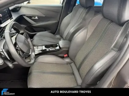 Photo 10 Peugeot 208 Gén. II Ph1 NG GT 5