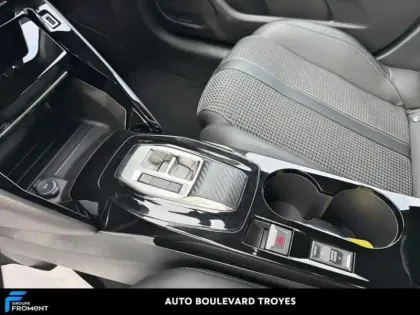 Photo 13 Peugeot 208 Gén. II Ph1 NG GT 5