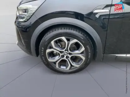 Photo 9 Renault Captur  1.6 E-Tech hybride 145ch Techno Fast Track