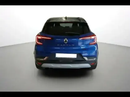 Photo 4 Renault Captur  1.6 E-Tech hybride rechargeable 160ch Techno