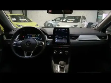 Photo 8 Renault Captur  1.6 E-Tech hybride rechargeable 160ch Techno