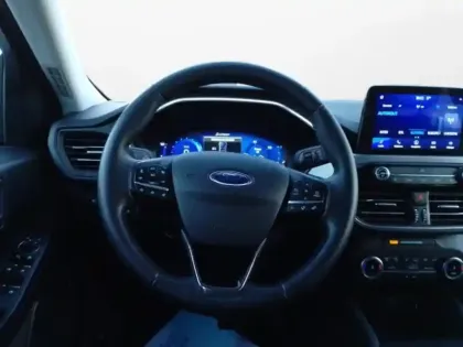 Photo 26 Ford Kuga  2.5 Duratec 190ch FHEV E85 Titanium BVA