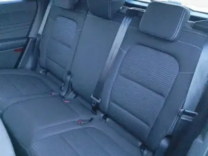 Photo 12 Ford Kuga  2.5 Duratec 190ch FHEV E85 Titanium BVA