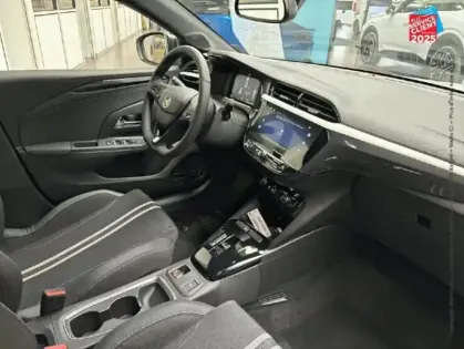 Photo 13 Opel Corsa  -e 136ch GS