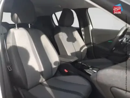 Photo 49 Peugeot 208  1.2 PureTech 130ch S/S Allure Pack EAT8 Camera