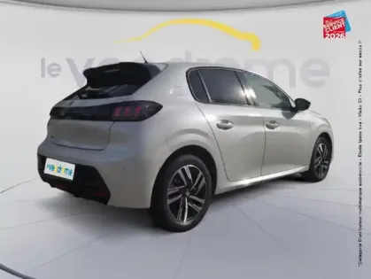 Photo 50 Peugeot 208  1.2 PureTech 130ch S/S Allure Pack EAT8 Camera