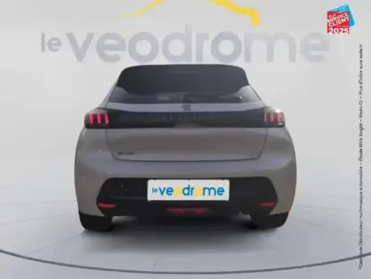 Photo 21 Peugeot 208  1.2 PureTech 130ch S/S Allure Pack EAT8 Camera