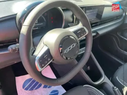 Photo 11 Fiat 600  1.2 Hybrid Turbo 110ch Pop DCT6 Step 2