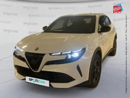 Photo Alfa Romeo Junior 1.2 Ibrida 136ch Dct6