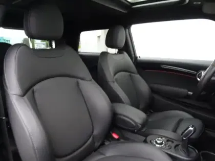 Photo 8 Mini Mini  Cooper SE 184ch Edition Premium Plus BVA 5CV