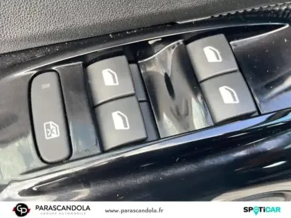 Photo 11 Citroën C3  1.2 PureTech 83ch S&S Shine