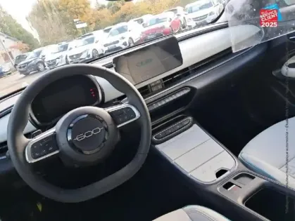 Photo 14 Fiat 600  1.2 Hybrid 136ch La Prima DCT6