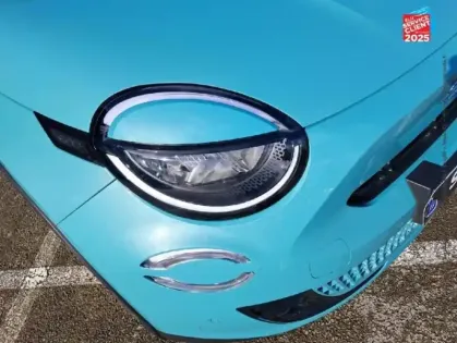 Photo 12 Fiat 600  1.2 Hybrid 136ch La Prima DCT6