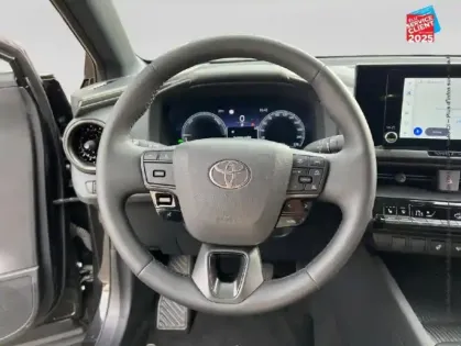 Photo 11 Toyota C-HR  1.8 Hybride 140ch Design NG23 Sieges chauf Volant chauf Camera