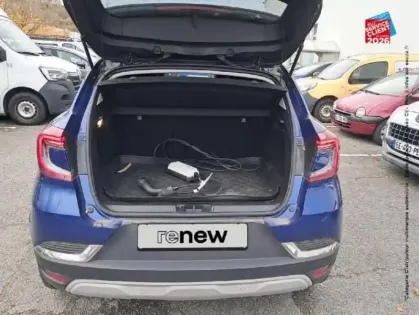 Photo 43 Renault Captur  1.6 E-Tech hybride rechargeable 160ch Techno GPS Camera