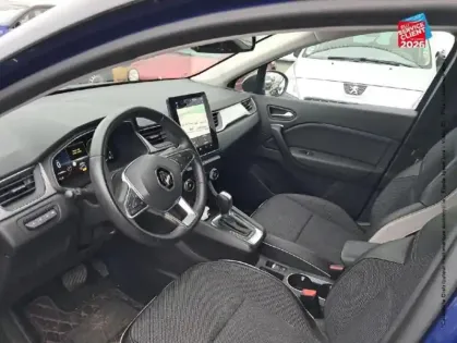 Photo 44 Renault Captur  1.6 E-Tech hybride rechargeable 160ch Techno GPS Camera