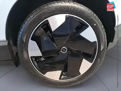 Photo 26 Volvo Ex30  Single Extended Range 272ch Ultra