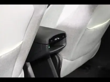 Photo 12 Volvo Ex30  Twin Performance 428ch Ultra