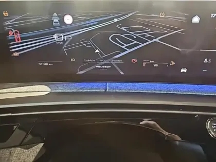 Photo 34 Peugeot 3008  1.2 Hybrid 136ch Allure e-DCS6